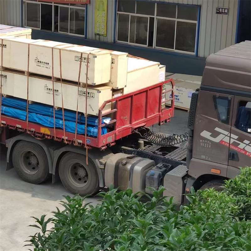 句容至新疆阿勒泰福海县物流专线，一站式服务，让您的货物畅行无忧